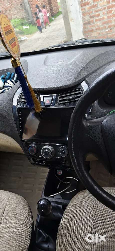 Hyundai Eon - Up 14 Br 7157