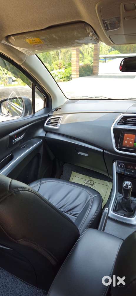 Maruti Suzuki S-cross 1.5 Alpha, 2022, Petrol