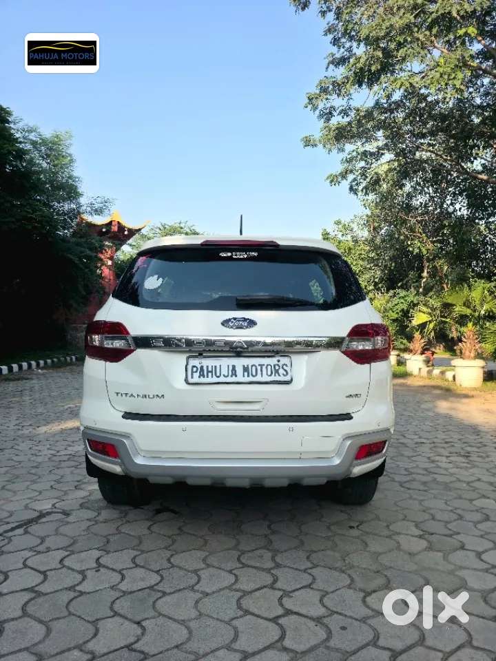 Ford Endeavour 3.2 Titanium At 4x4, 2017, Diesel
