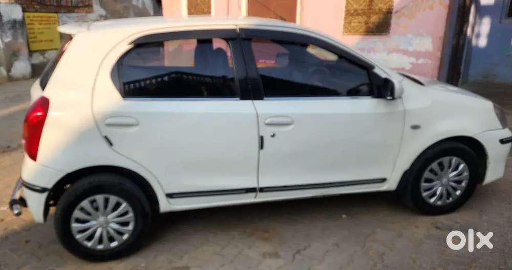 Toyota Etios Liva 2012 Diesel 67000 Km Driven