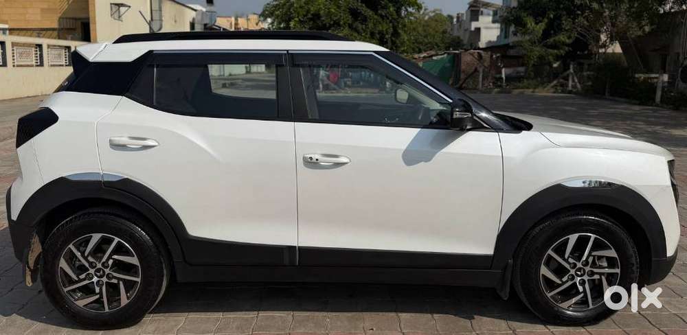 Mahindra Xuv 3xo Ax5l 1.2 Petrol At, 2024, Petrol
