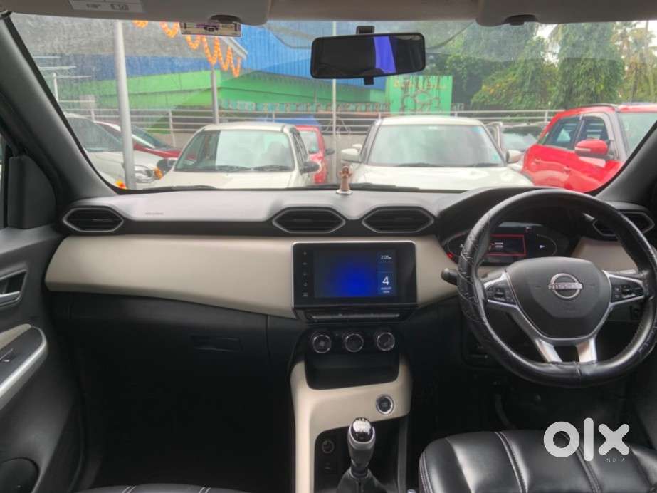 Nissan Magnite 1.0 Xv, 2023, Petrol