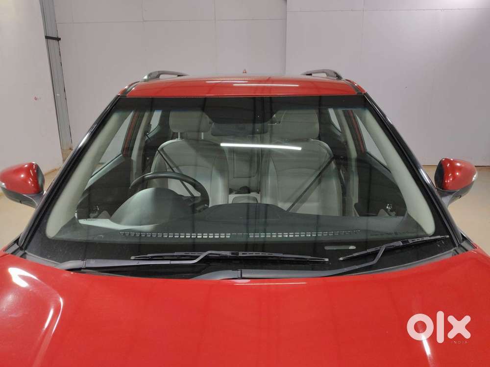 Mahindra Xuv300 W8 (o) 1.5 Diesel Amt, 2022, Diesel