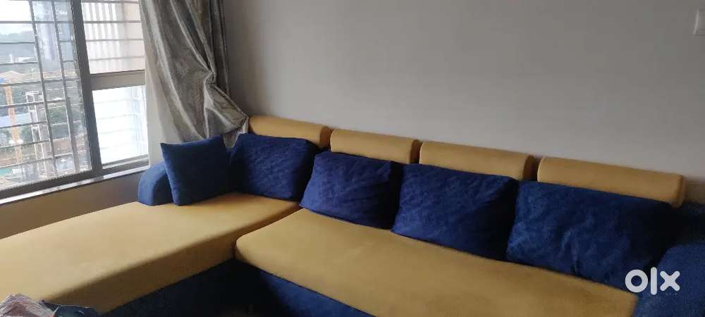 3 Seater sofa with lounge 3 years old