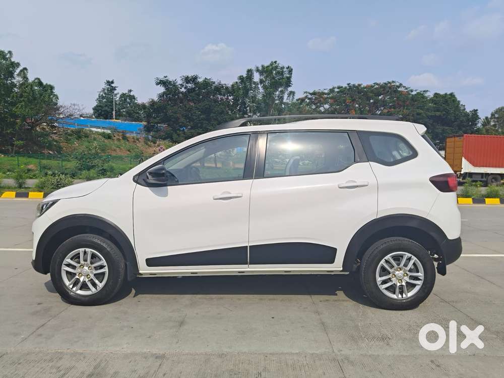 Renault Triber Rxt, 2025, Petrol