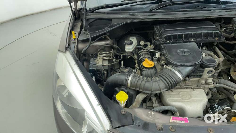 Tata Tiago Xza, 2018, Petrol