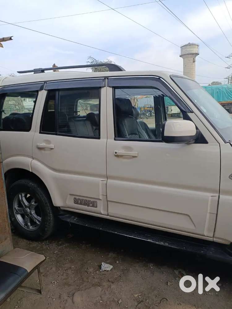 Mahindra Scorpio Classic 2018 Diesel Manual