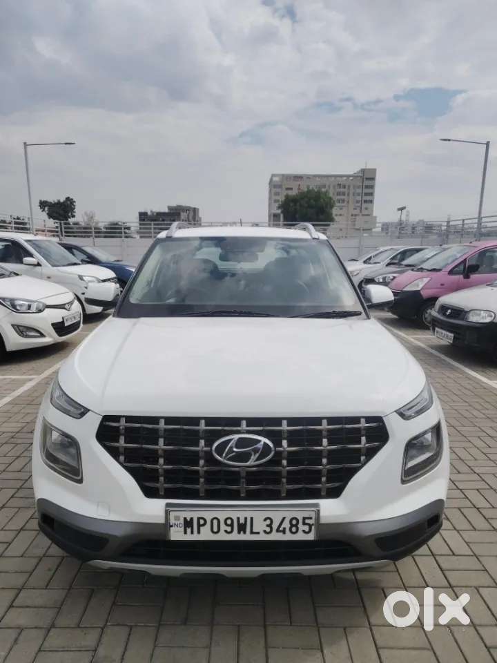 Hyundai Venue Sx, 2022, Petrol