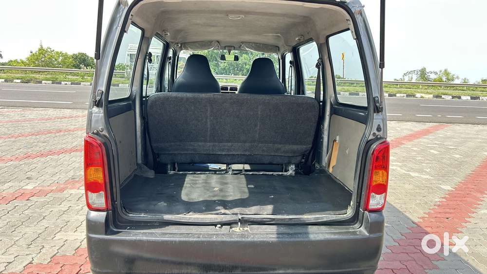 Maruti Suzuki Eeco 5 Str Ac (o), 2015, Petrol