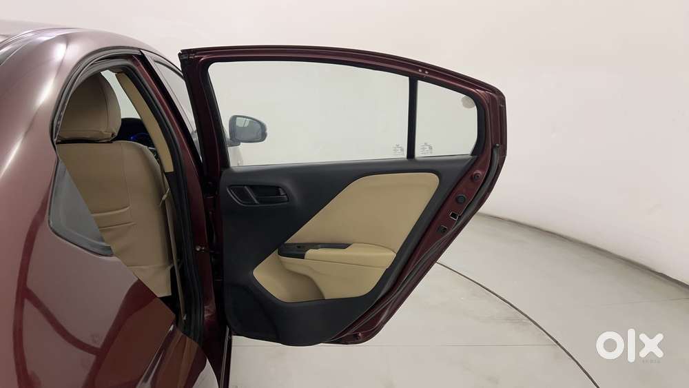 Honda City I-vtec Sv, 2015, Petrol