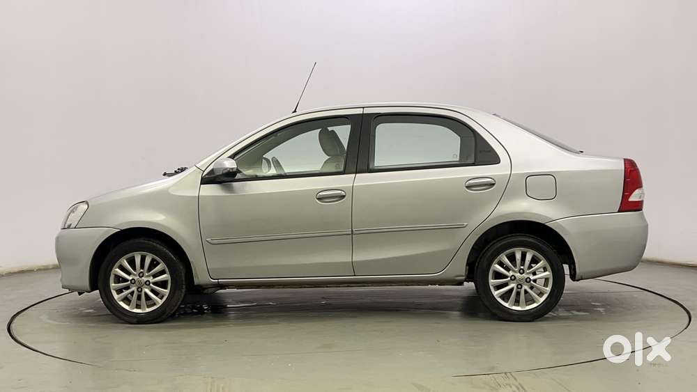 Toyota Etios 1.5 Vx, 2015, Petrol