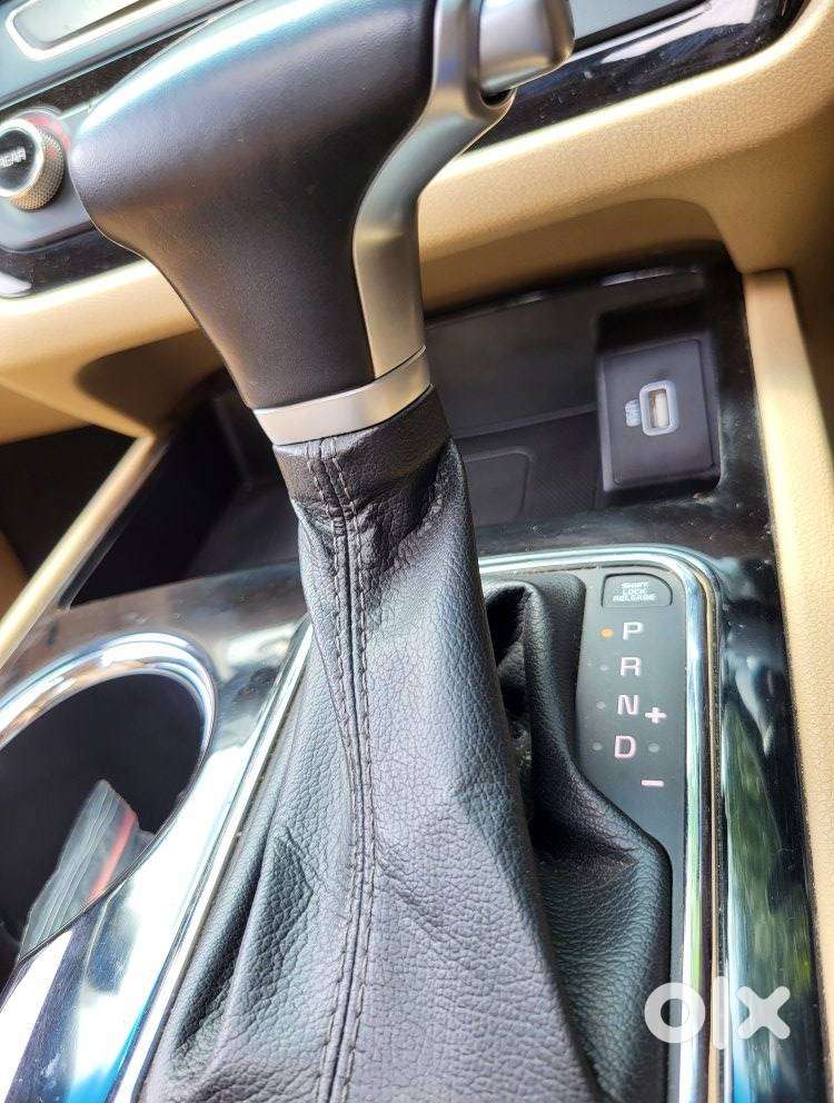 Kia Carnival Limousine Plus 7 Str, 2022, Diesel