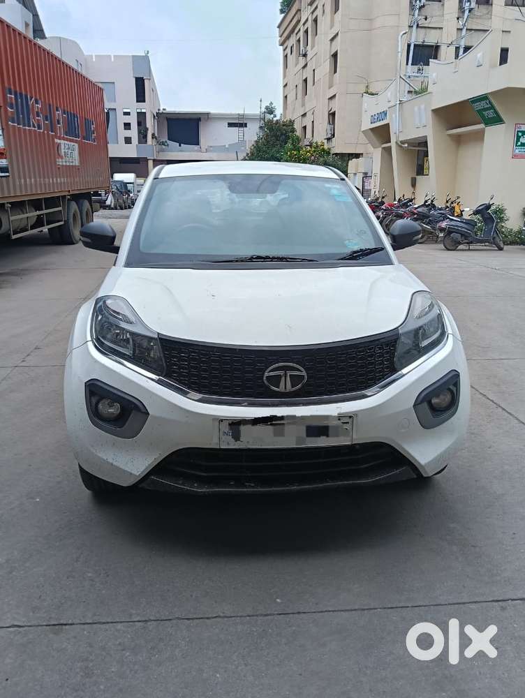 Tata Nexon 1.2 Revotron Xz, 2017, Diesel