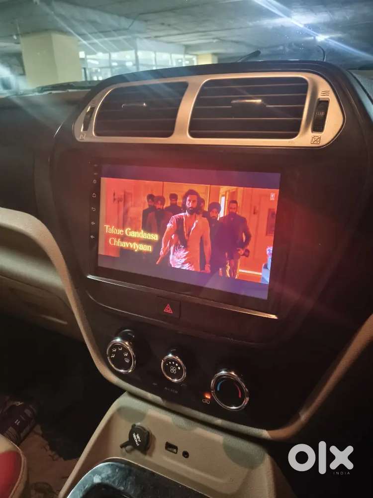 Mahindra Tuv 300 2017 Diesel 68000 Km Driven