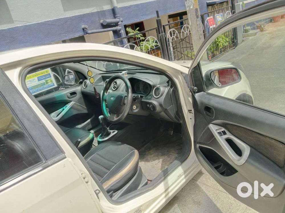 Ford Figo 1.2 Duratec Petrol Zxi, 2014, Petrol