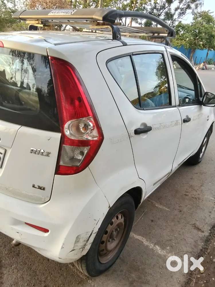 Maruti Suzuki Ritz Lxi  Nov 2015  Petrol + Rto Approved Cng  White