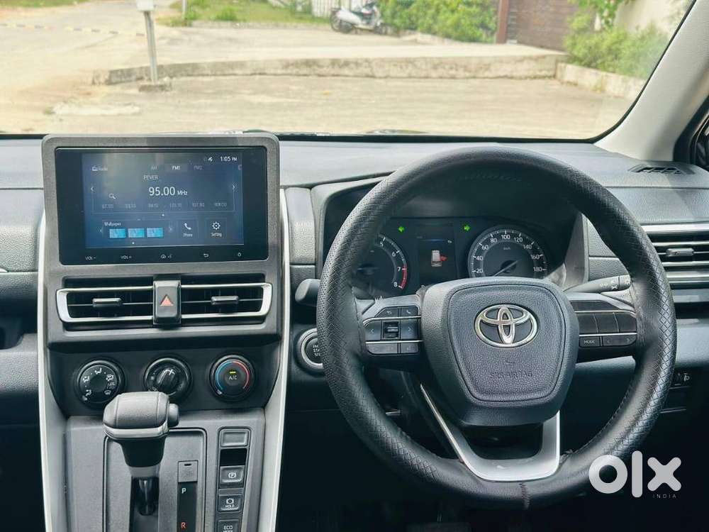 Toyota Innova Hycross 2.0 Gx 7 Str, 2023, Petrol