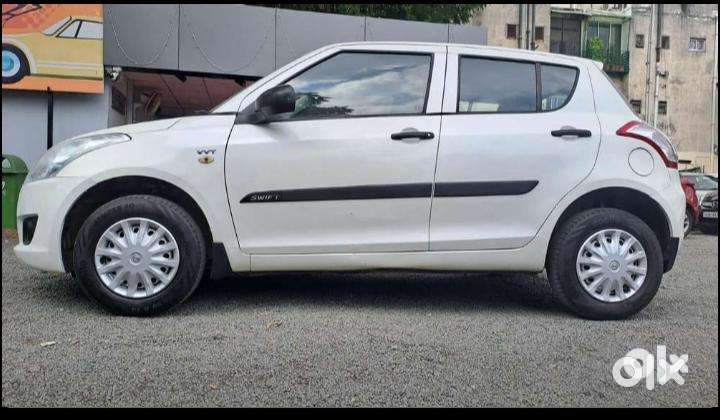 Maruti Suzuki Swift Lxi, 2014, Petrol