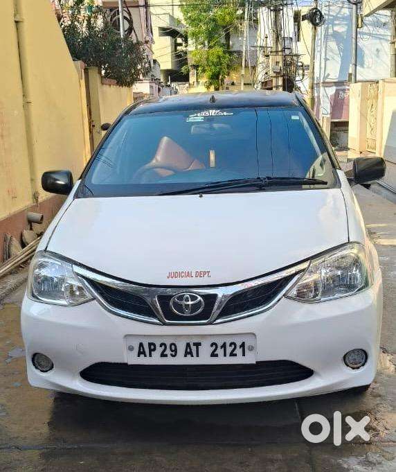 Toyota Etios Liva 2012 Diesel 180000 Km Driven