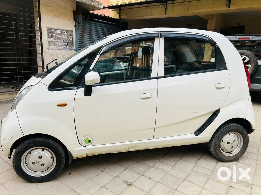 Tata Nono Xm Cng &petrol