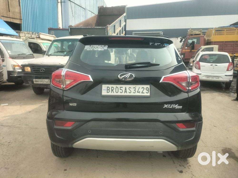 Mahindra Xuv300 W8, 2021, Petrol