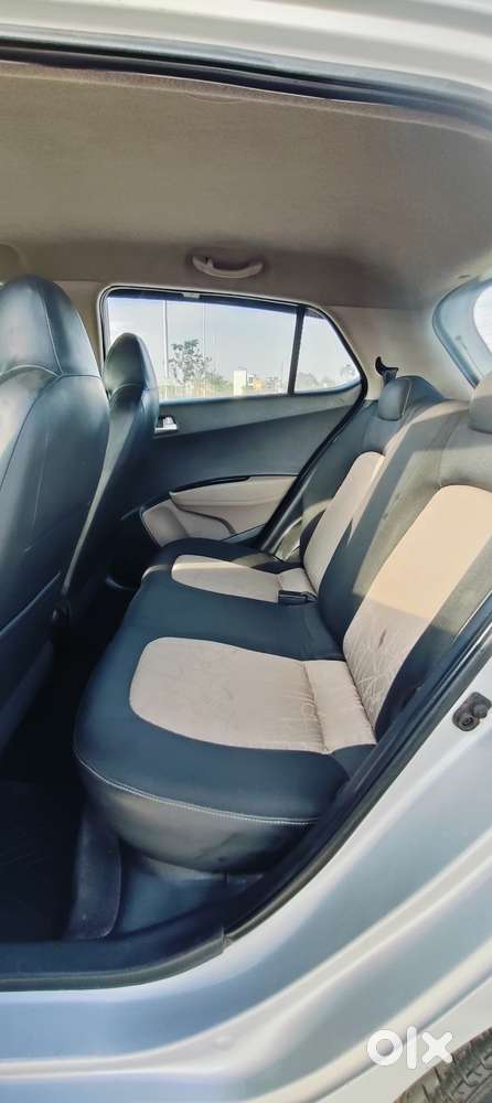 Hyundai Grand I10 Crdi Sportz, 2015, Petrol