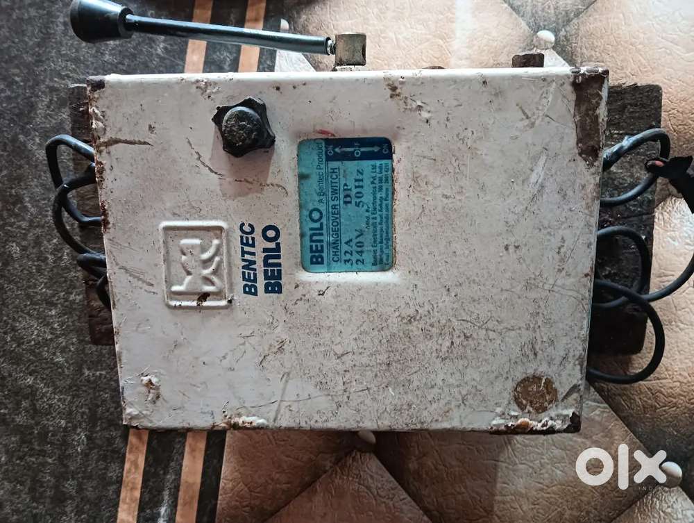 Benlo 32A Double Pole Changeover Switch (Good Working Condition)