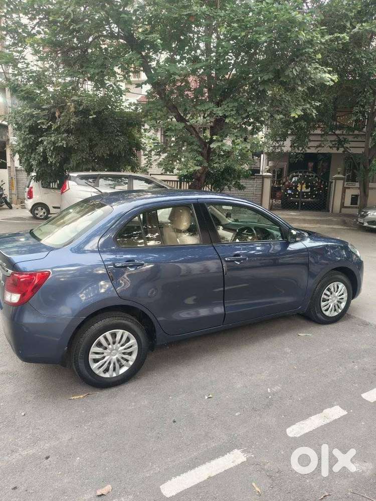 Maruti Suzuki Swift Dzire 1.2 Vxi Bsiv, 2017, Petrol
