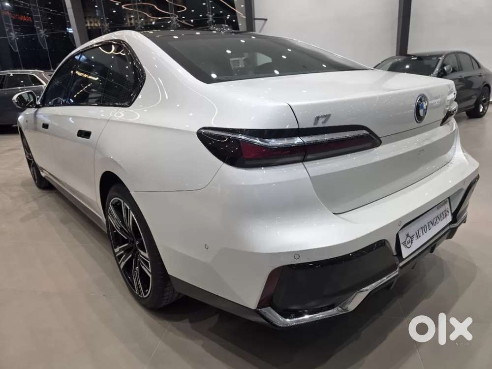 Bmw I7, 2023, Electric