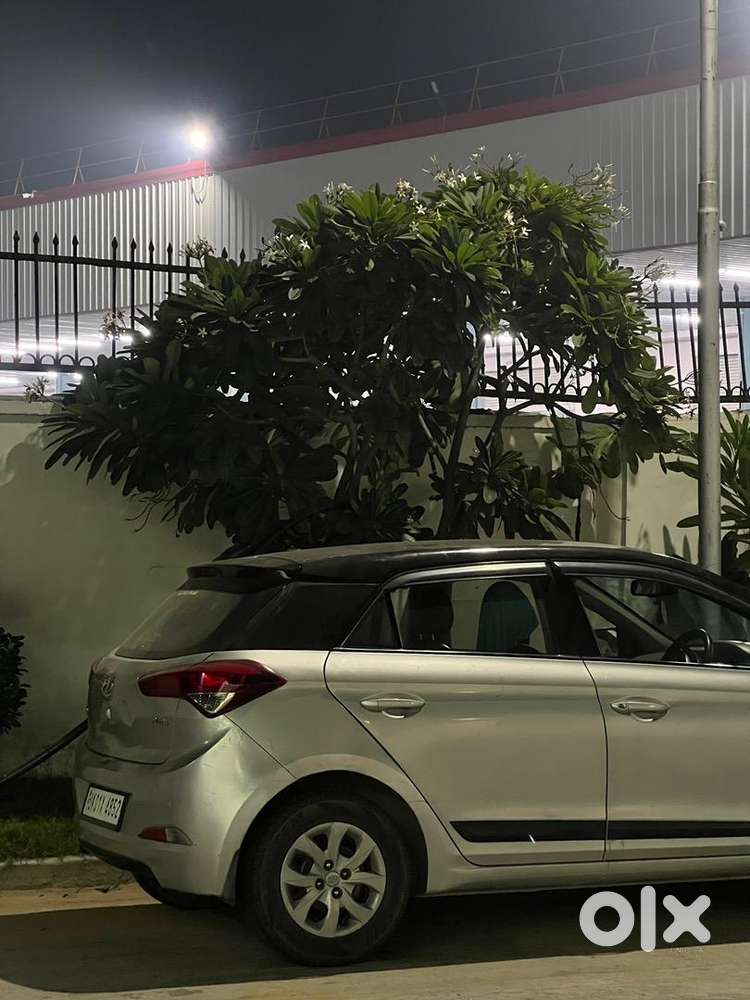 Hyundai Elite I20 2015 Petrol 100000 Km Driven