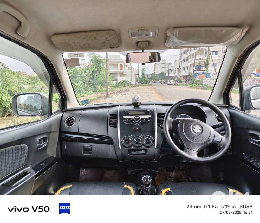 Maruti Suzuki Wagon R Stingray Amt Vxi Optional, 2015, Petrol
