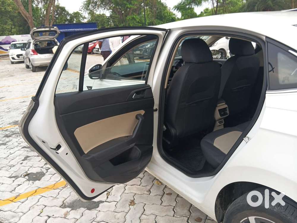 Skoda Slavia Style 1.5l Tsi Dsg, 2022, Petrol
