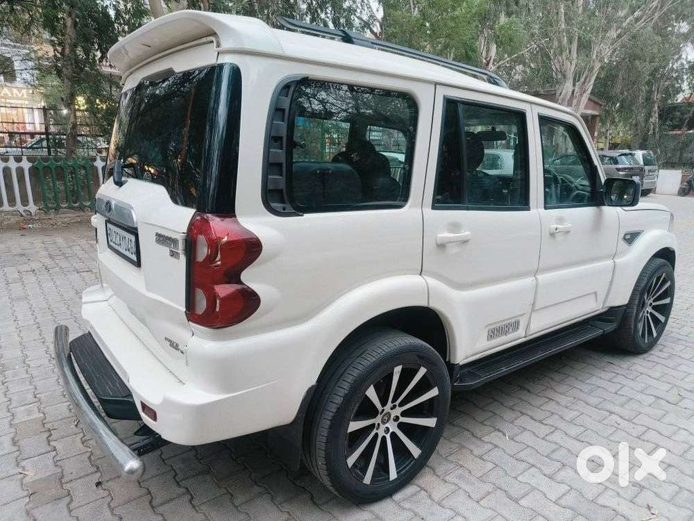 Mahindra Scorpio 2.2 S7 7 Str, 2018, Diesel