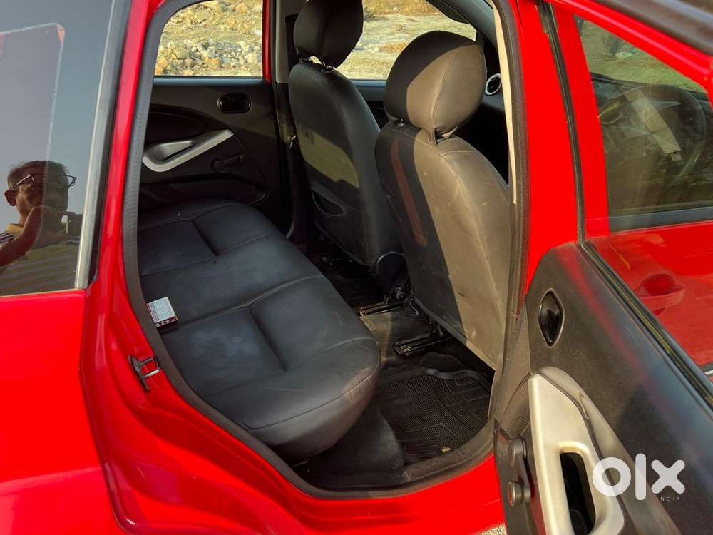 Ford Figo 2010-2012 Diesel Zxi, 2011, Diesel