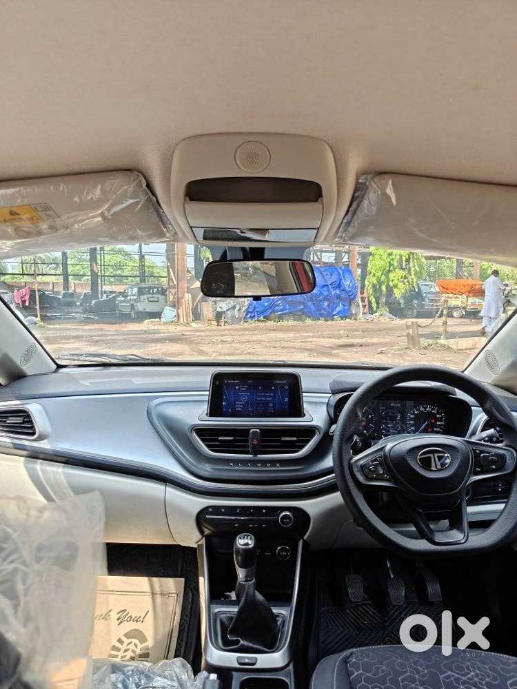 Tata Altroz Xz, 2024, Petrol
