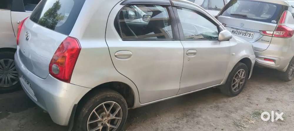 Toyota Etios Liva 2012 Diesel 180000 Km Driven