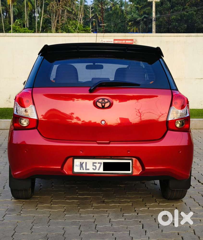 Toyota Etios Liva 1.4 Vd Dual Tone, 2017