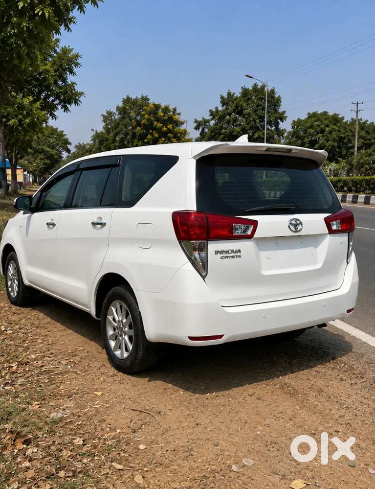 Toyota Innova Crysta Diesel 2017