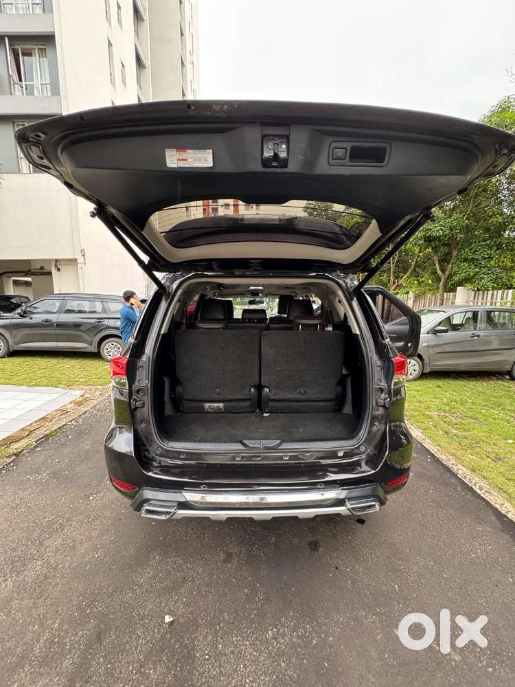 Mahindra Xuv700 2022 Diesel 16000 Km Driven
