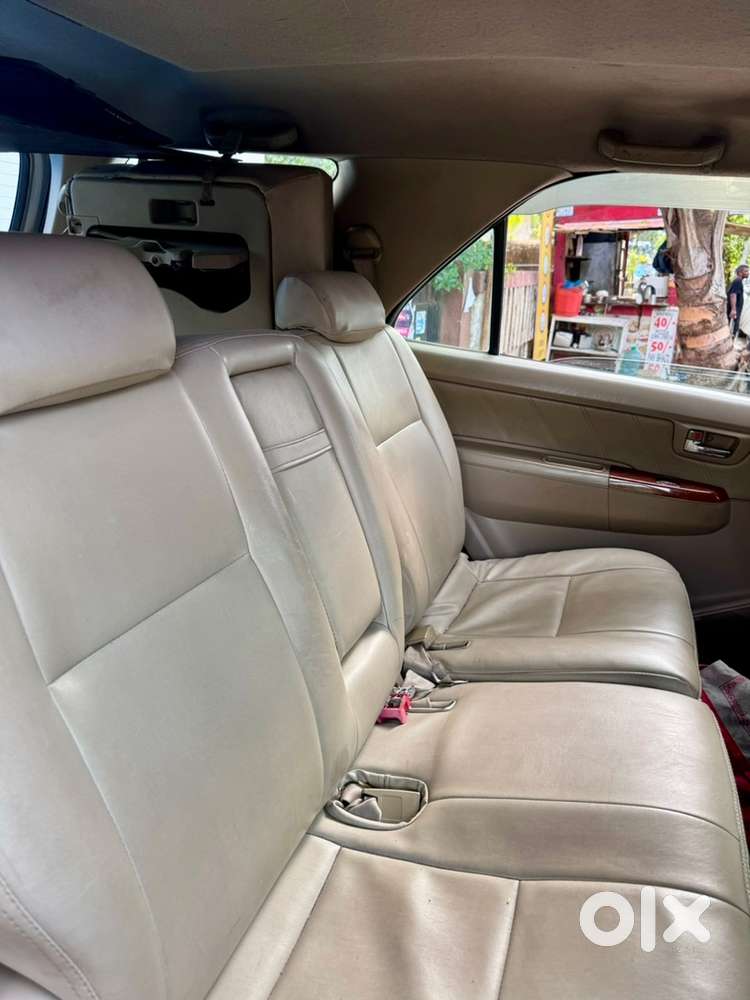 Toyota Fortuner 2010 Diesel With Vip No.