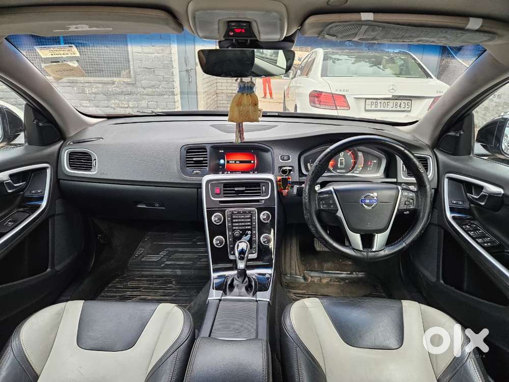 Volvo S60 Cross Country 2.4 Cross Country Inscription, 2018, Diesel