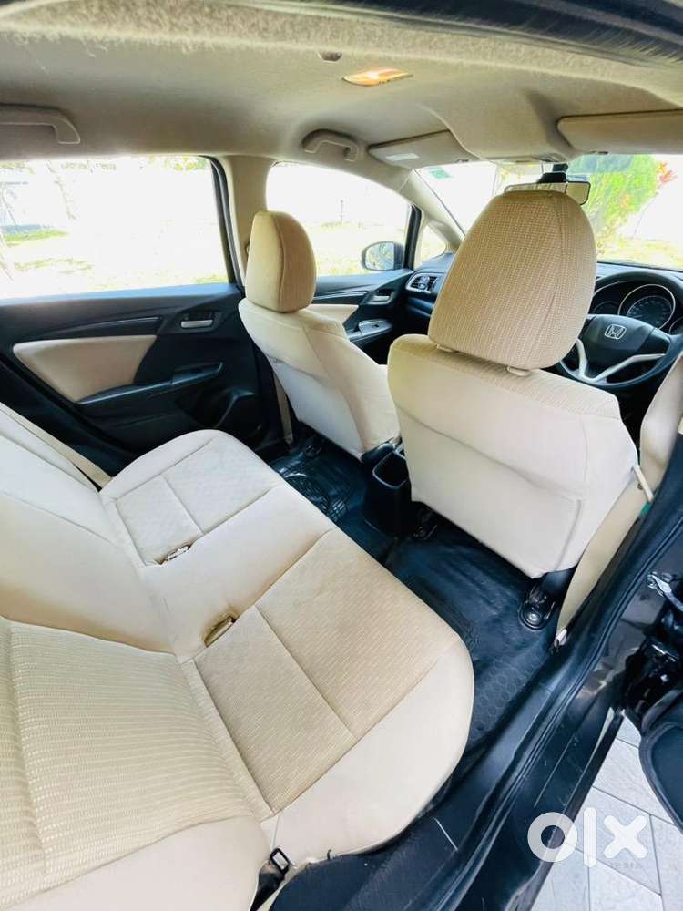 Honda Jazz 2017 Diesel Well Maintained