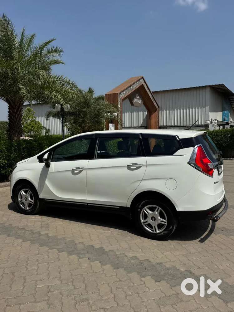 Mahindra Marazzo M6 8str, 2020, Diesel