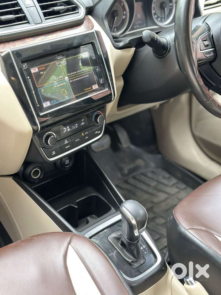 Maruti Suzuki Swift Dzire Zxi + Amt, 2018, Petrol