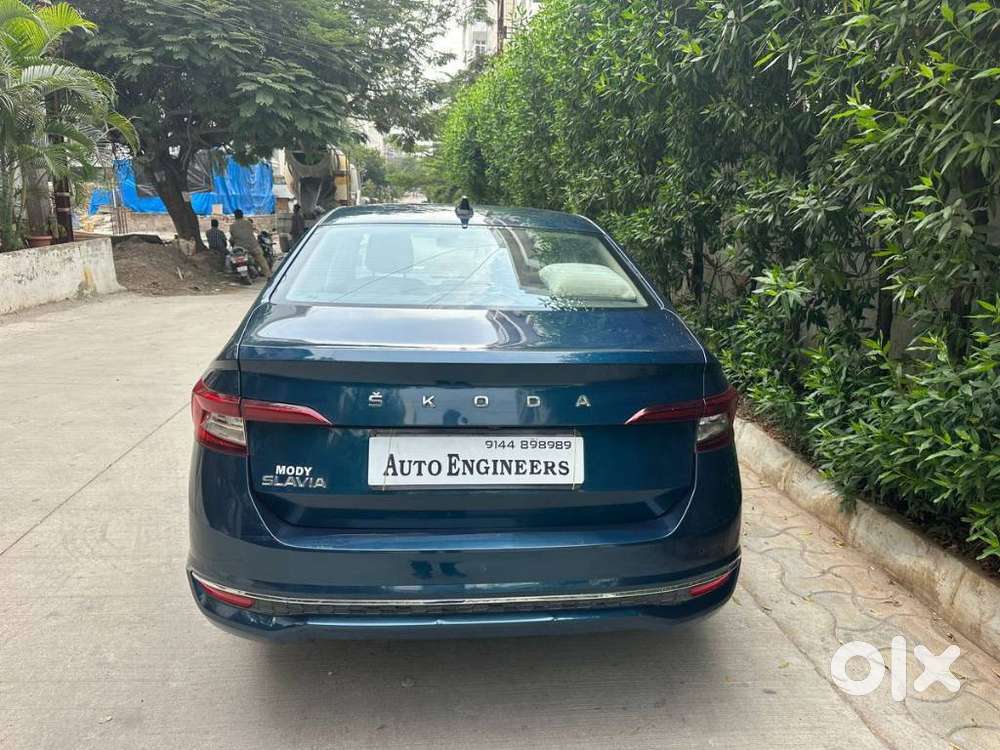 Skoda Slavia 1.5 Tsi Style At, 2023, Petrol