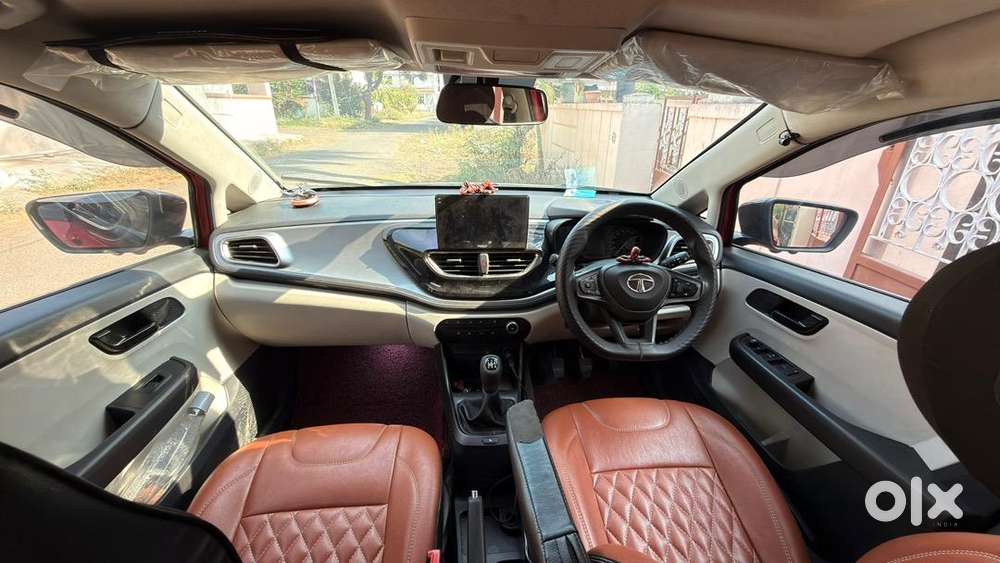 Tata Altroz Petrol Car 2024