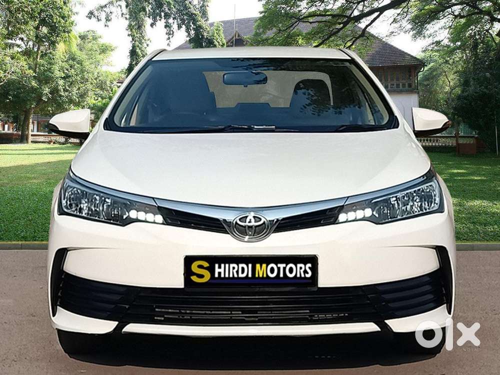 Toyota Corolla Altis 1.8 J, 2018, Petrol
