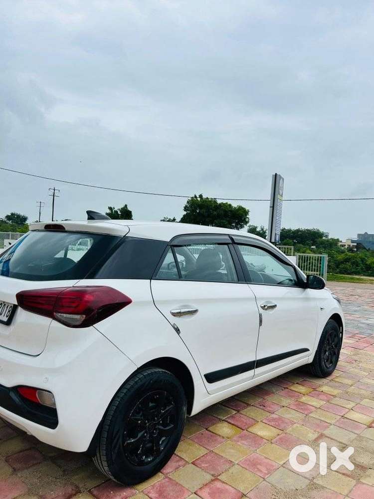 Hyundai I20 Magna Plus, 2018, Cng & Hybrids