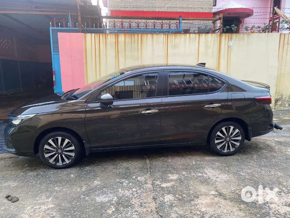 Honda City Zx 2023 Petrol