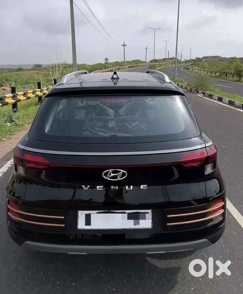 Only 11 Month Old And Only 3 Month Used Rest 8 Month Car Was Parked.